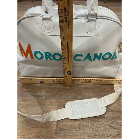 Moroccanoil White Vinyl Carry-On Overnight Travel Duffle Bag – 18x7x12 - Picture 8 of 15